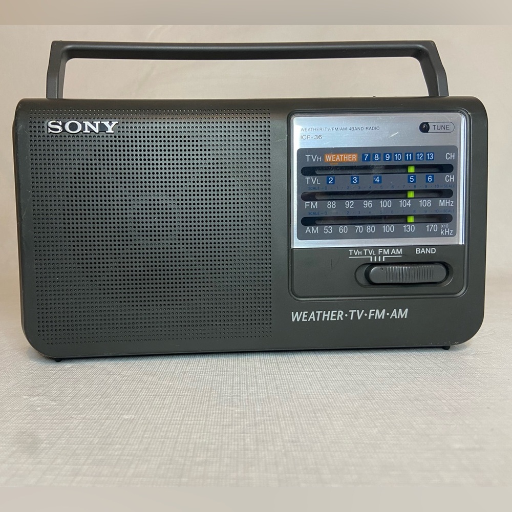 Sony Portable Radio Model ICF-36 AM FM & Weather Band Battery or AC Power Cord
